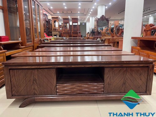 KỆ TI VI GỖ SỒI KTV004