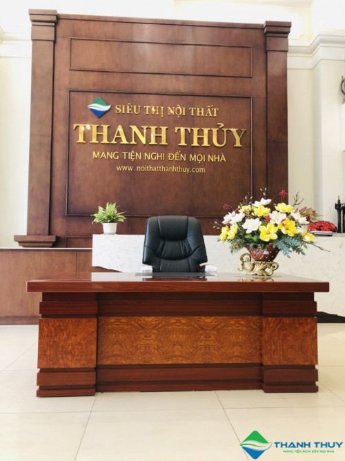 BÀN LÃNH ĐẠO