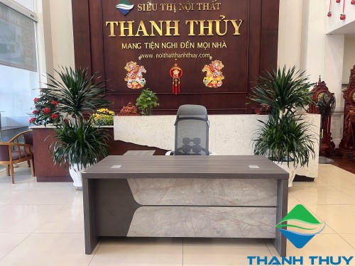 BÀN LÃNH ĐẠO