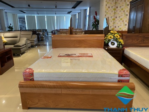 GIƯỜNG PHẢNG GỖ GÕ ĐỎ KIỂU CỔ NGỰA GN-011