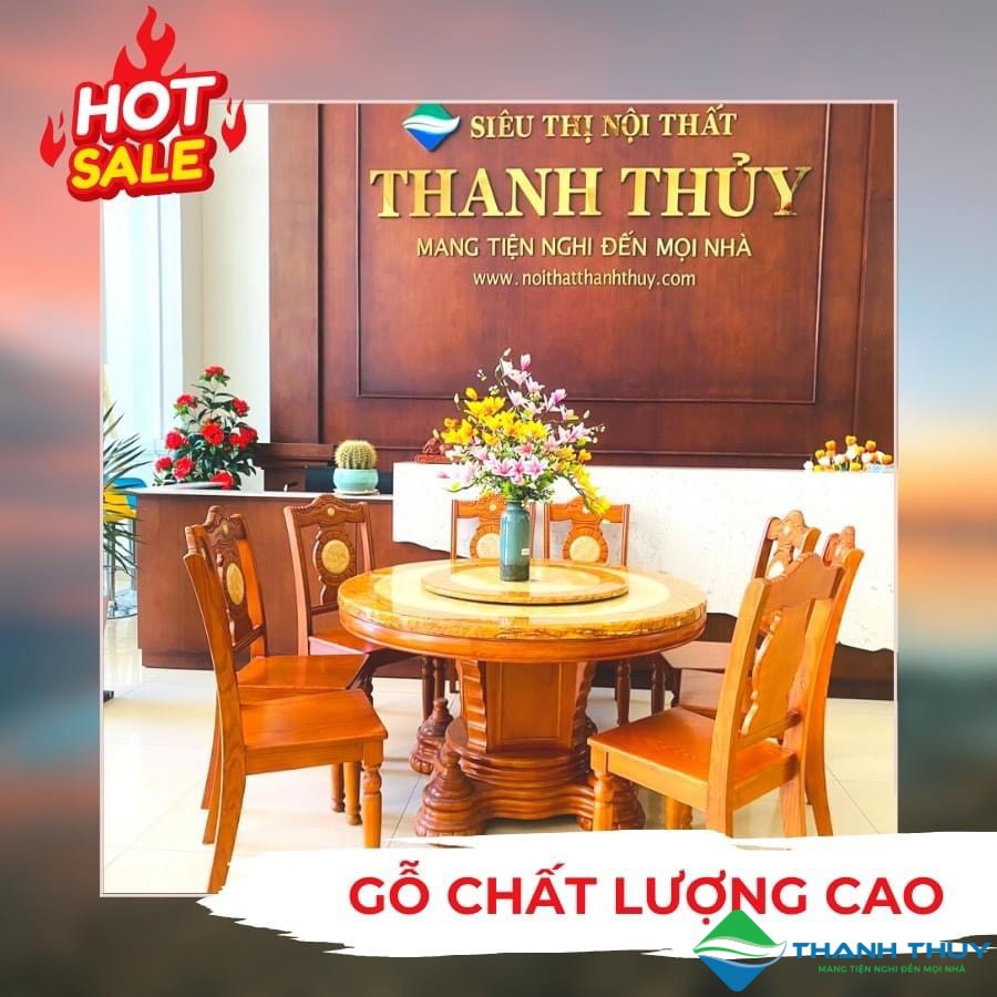 Bàn ăn gỗ truyền thống
